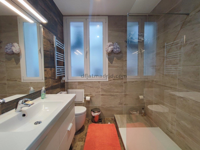 Apartamento Amplio en Retiro de 4 Dormitorios #1961 en Madrid