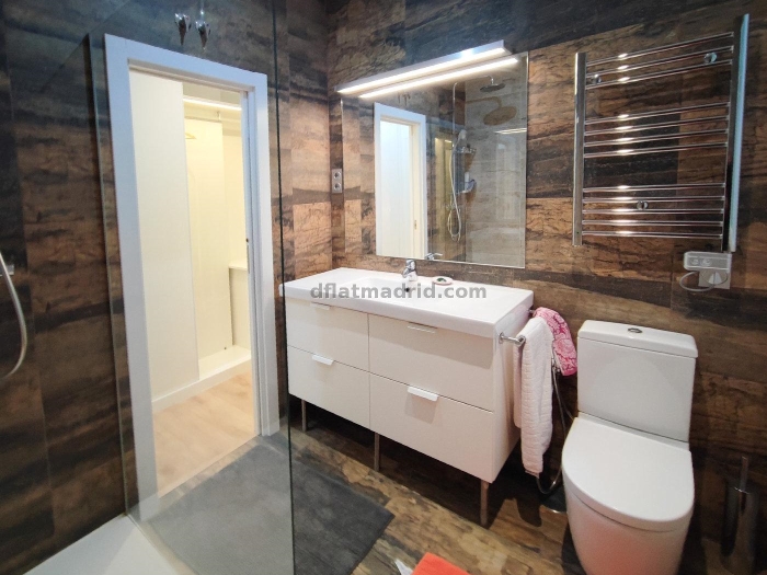 Apartamento Amplio en Retiro de 4 Dormitorios #1961 en Madrid