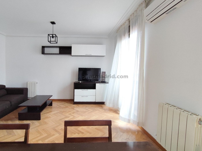 Apartamento Céntrico en Chamberi de 1 Dormitorio #1931 en Madrid