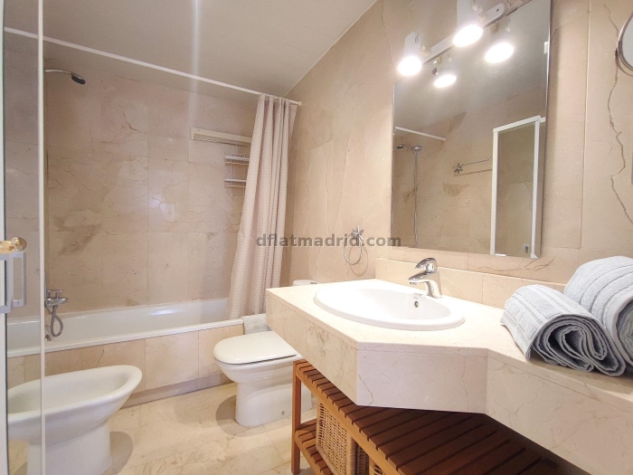 Bright Apartment in Arganzuela of 1 Bedroom #1976 in Madrid