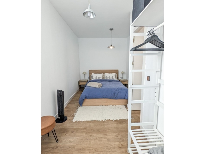 Apartamento luminoso en Centro de 1 Dormitorio #1988 en Madrid