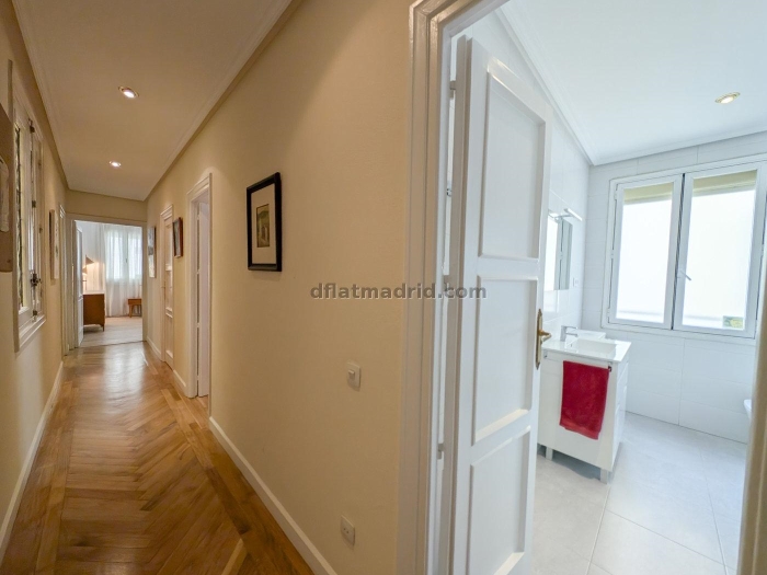 Apartamento en Chamberi de 2 Dormitorios #1989 en Madrid