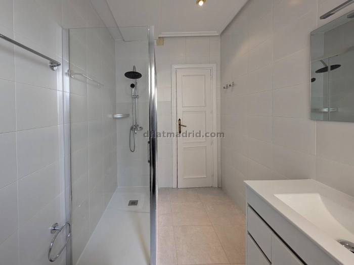 Apartamento en Chamberi de 2 Dormitorios #1989 en Madrid