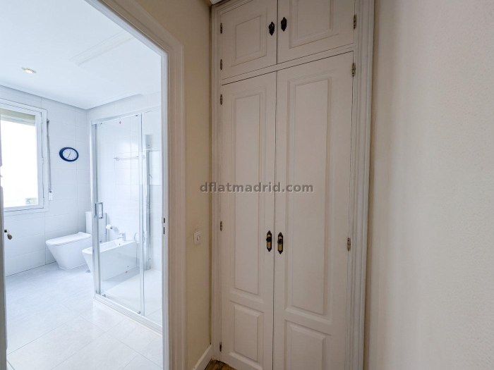 Apartamento en Chamberi de 2 Dormitorios #1989 en Madrid