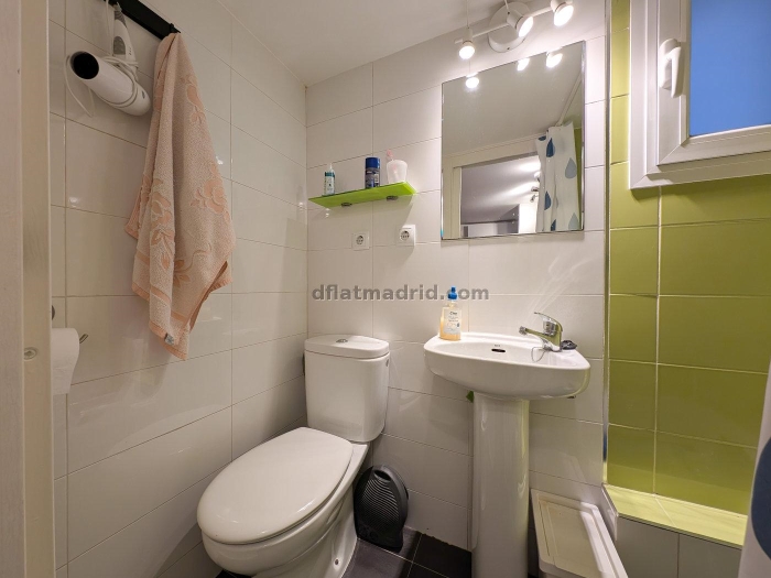Apartamento Acogedor en Centro de 2 Dormitorios #1994 en Madrid