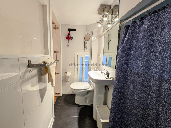 Apartamento Acogedor en Centro de 2 Dormitorios #1994 en Madrid