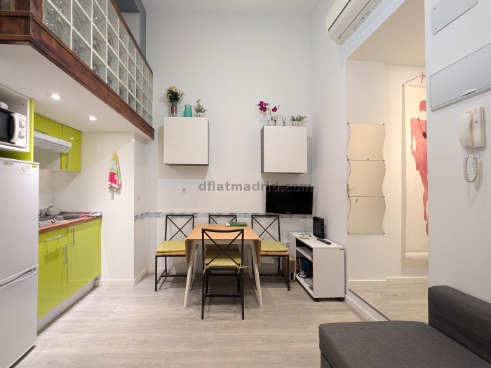 Apartamento Acogedor en Centro de 2 Dormitorios #1994 en Madrid
