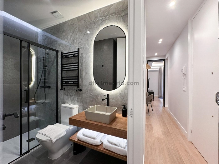 Spacious Apartment in Centro of 3 Bedrooms #1999 in Madrid