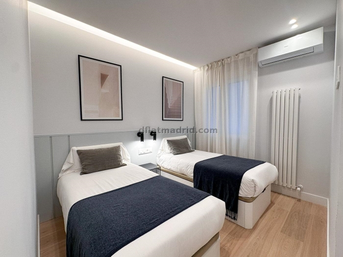 Spacious Apartment in Centro of 3 Bedrooms #1999 in Madrid