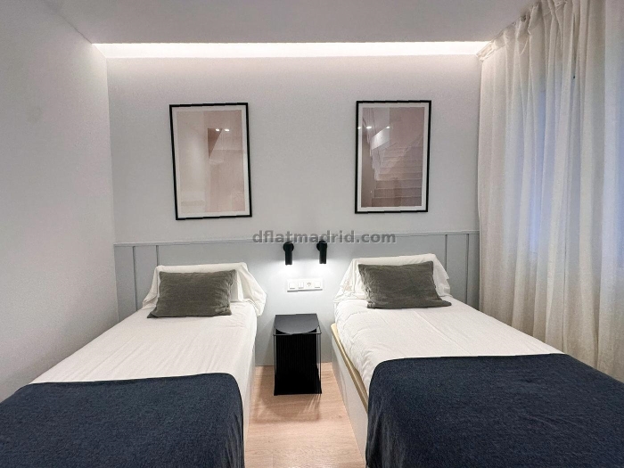 Spacious Apartment in Centro of 3 Bedrooms #1999 in Madrid