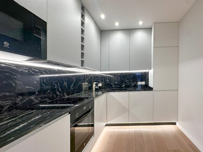 Spacious Apartment in Centro of 3 Bedrooms #1999 in Madrid