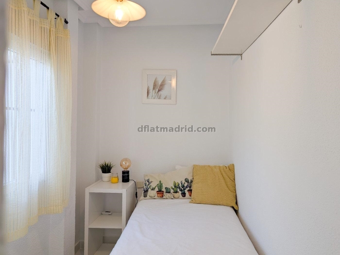 Apartamento Tranquilo en Arganzuela de 2 Dormitorios #1854 en Madrid