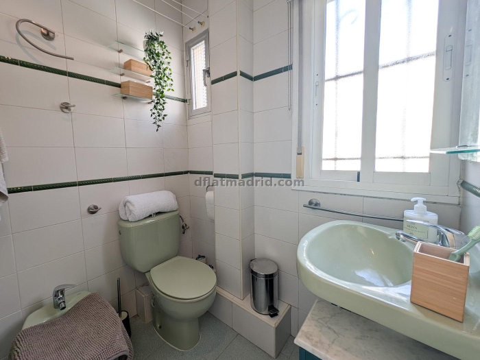 Apartamento Tranquilo en Arganzuela de 2 Dormitorios #1854 en Madrid