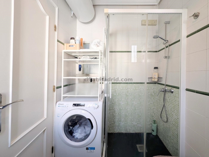 Apartamento Tranquilo en Arganzuela de 2 Dormitorios #1854 en Madrid