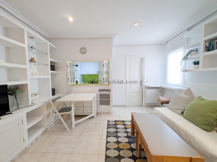 Apartamento Tranquilo en Arganzuela de 2 Dormitorios #1854 en Madrid