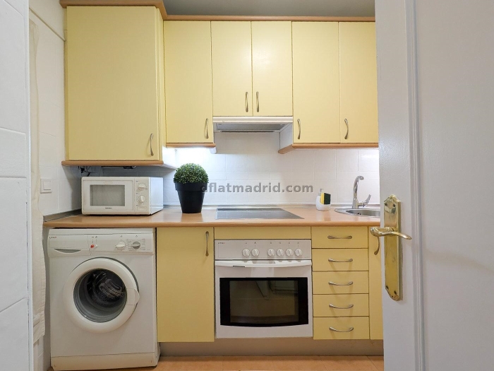 Quiet Apartment in Salamanca of 2 Bedrooms #2002 in Madrid