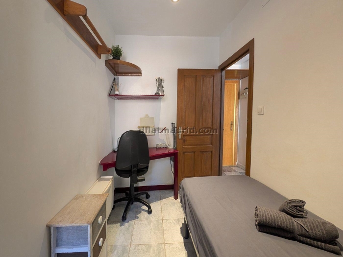 Apartment with Balcony in Madrid Center #2004 in Madrid