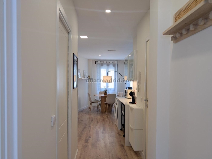 Bright Apartment in Tetuan of 1 Bedroom #2012 in Madrid