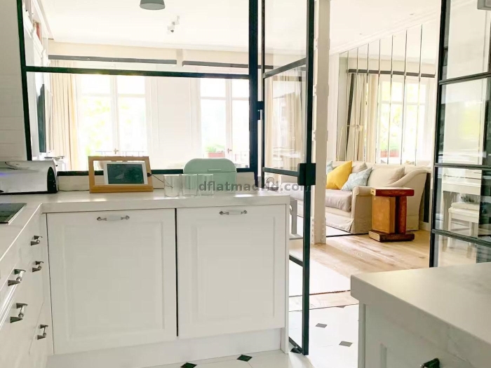 Apartamento Amplio en Retiro de 3 Dormitorios #2011 en Madrid