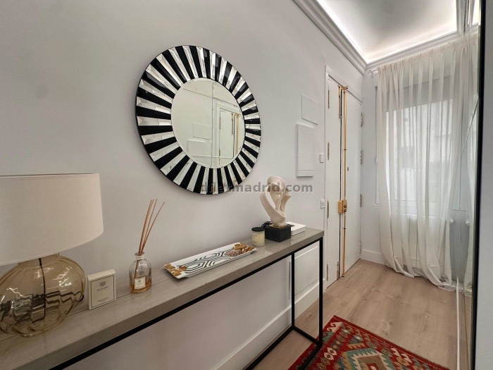 Apartamento Amplio en Salamanca de 3 Dormitorios #2009 en Madrid