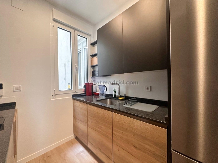 Apartamento Amplio en Salamanca de 3 Dormitorios #2009 en Madrid
