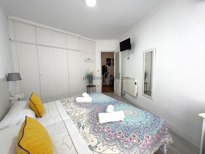 Apartamento en Arganzuela de 2 Dormitorios #2073 en Madrid