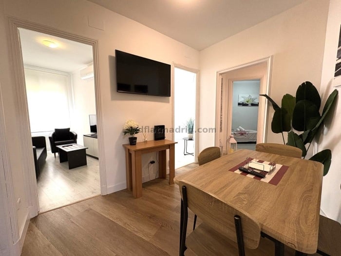 Apartamento en Arganzuela de 2 Dormitorios #2073 en Madrid