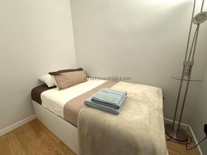 Spacious Apartment in Chamberi of 3 Bedrooms #2058 in Madrid
