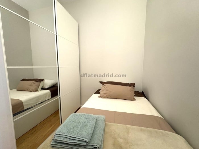 Spacious Apartment in Chamberi of 3 Bedrooms #2058 in Madrid