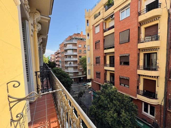 Spacious Apartment in Chamberi of 3 Bedrooms #2058 in Madrid