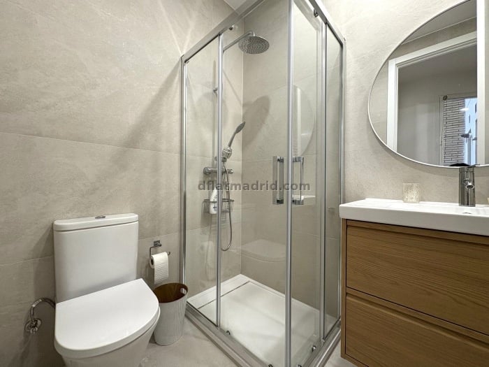 Apartamento en Chamberi de 1 Dormitorio #2076 en Madrid