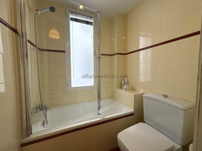 Apartamento Amplio en Salamanca de 3 Dormitorios #2077 en Madrid