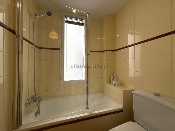 Apartamento Amplio en Salamanca de 3 Dormitorios #2077 en Madrid