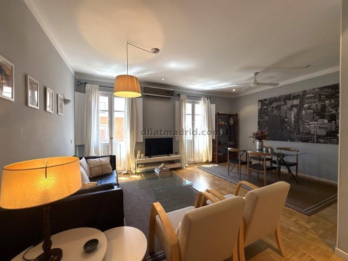 Apartamento Amplio en Salamanca de 3 Dormitorios #2077 en Madrid