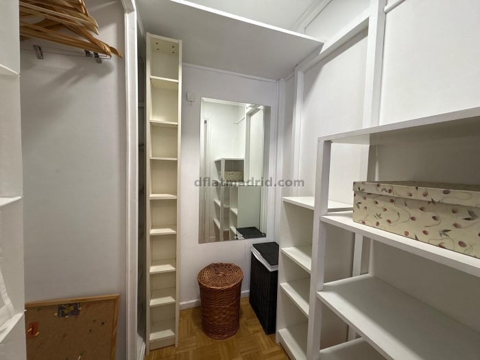 Apartamento Amplio en Salamanca de 3 Dormitorios #2077 en Madrid