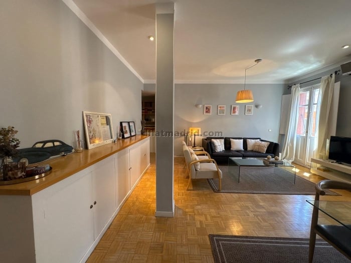 Apartamento Amplio en Salamanca de 3 Dormitorios #2077 en Madrid