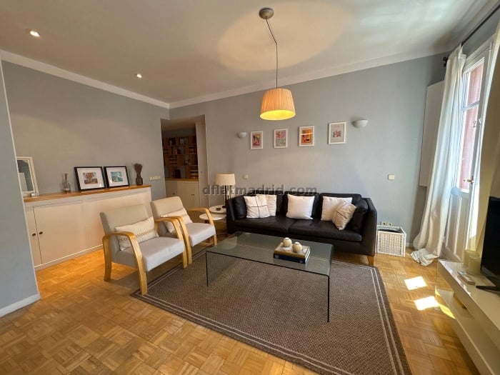 Apartamento Amplio en Salamanca de 3 Dormitorios #2077 en Madrid
