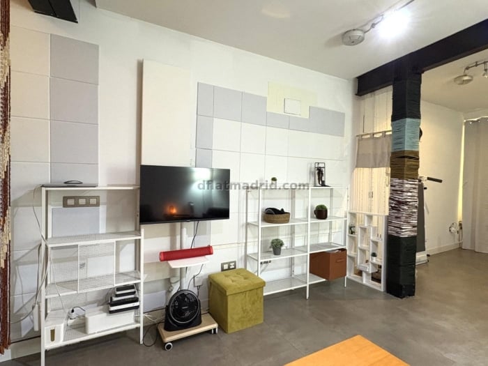 Apartamento Amplio en Arganzuela de 3 Dormitorios #2078 en Madrid