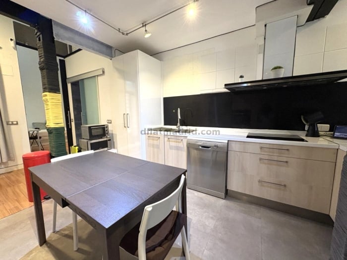 Apartamento Amplio en Arganzuela de 3 Dormitorios #2078 en Madrid