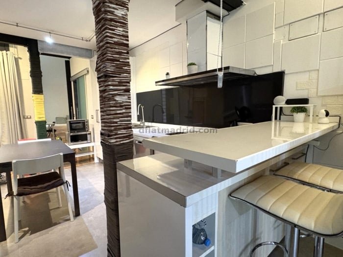 Apartamento Amplio en Arganzuela de 3 Dormitorios #2078 en Madrid