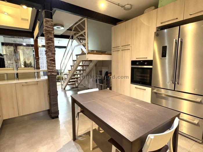 Apartamento Amplio en Arganzuela de 3 Dormitorios #2078 en Madrid