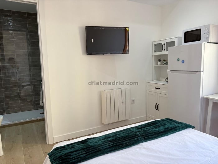 Room in Segovia of 1 Bedroom #2085 in Segovia