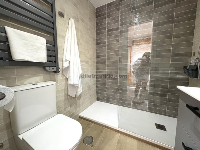 Room in Segovia of 1 Bedroom #2086 in Segovia
